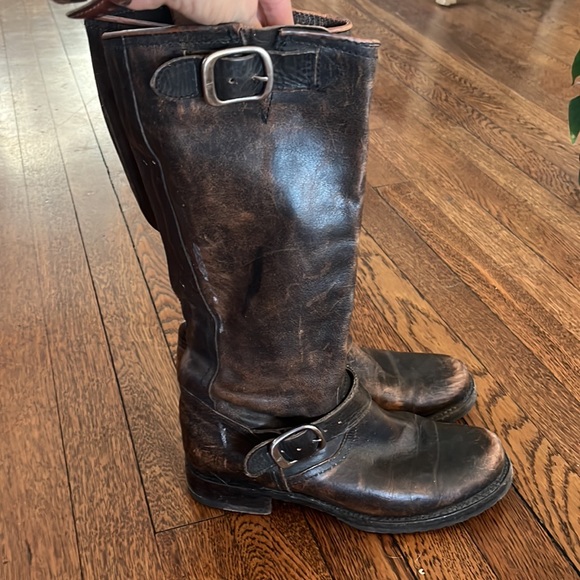 Distressed Frye - Veronica - boots. Just a little too small for me! - Picture 4 of 6